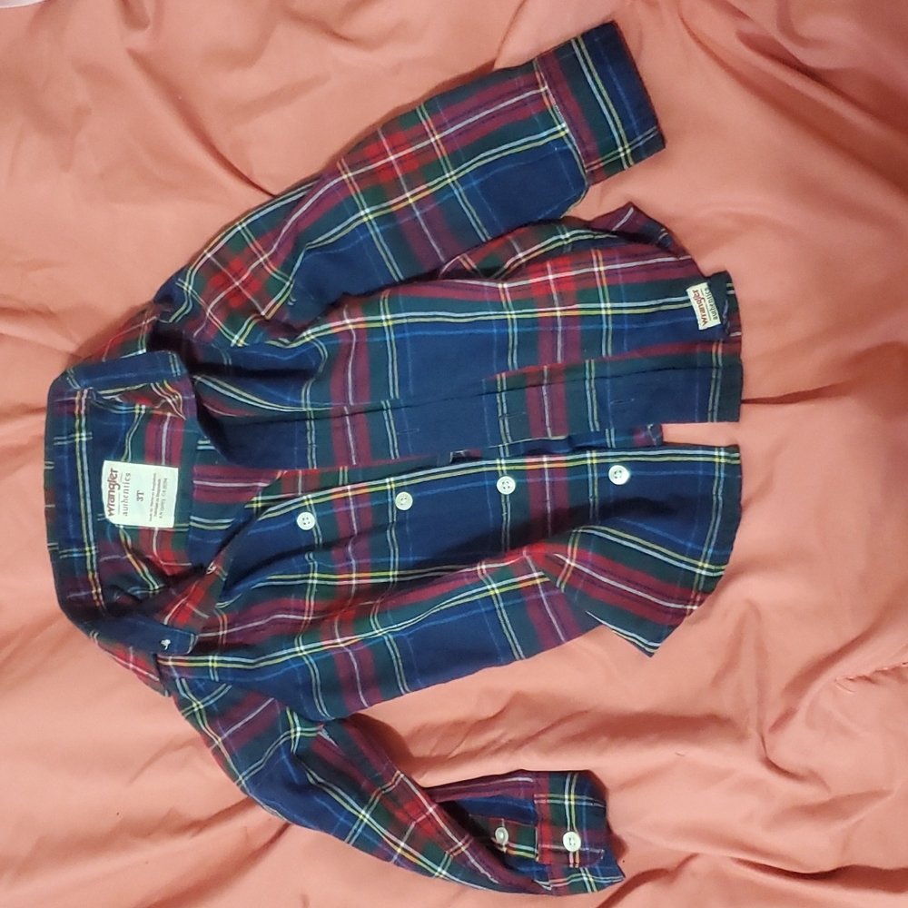 Boy's 3t Wrangler dress shirt